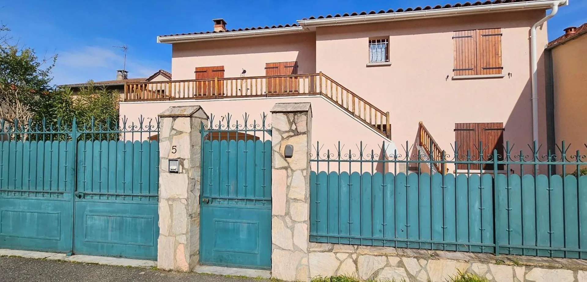 Apartment Maison De Ville Coeur De Villeurbanne